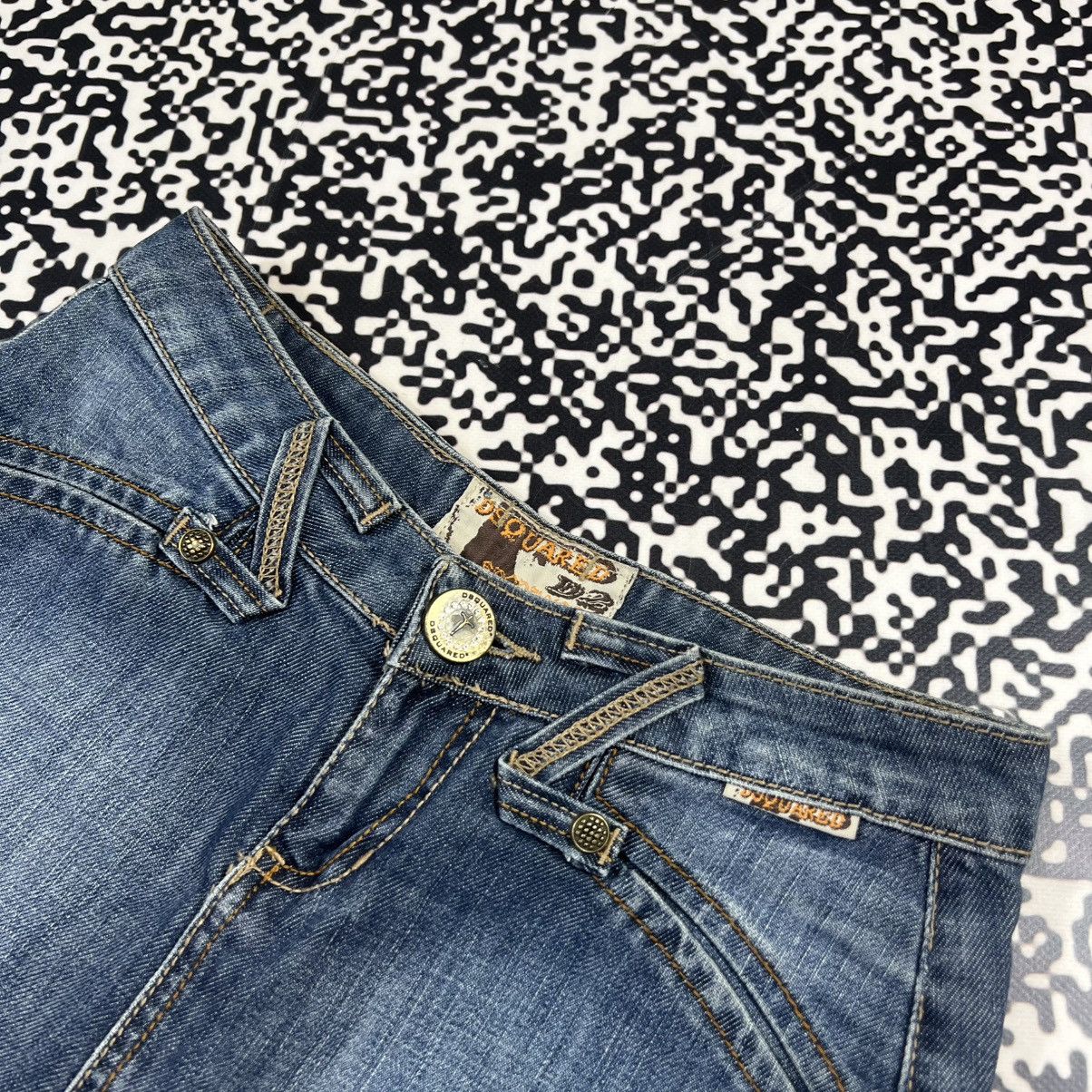 Dsquared2 Vintage 90s Dsquared 2 Luxury Denim Mini Skirt Y2K Style Size 26" / US 2 / IT 38 - 13 Thumbnail