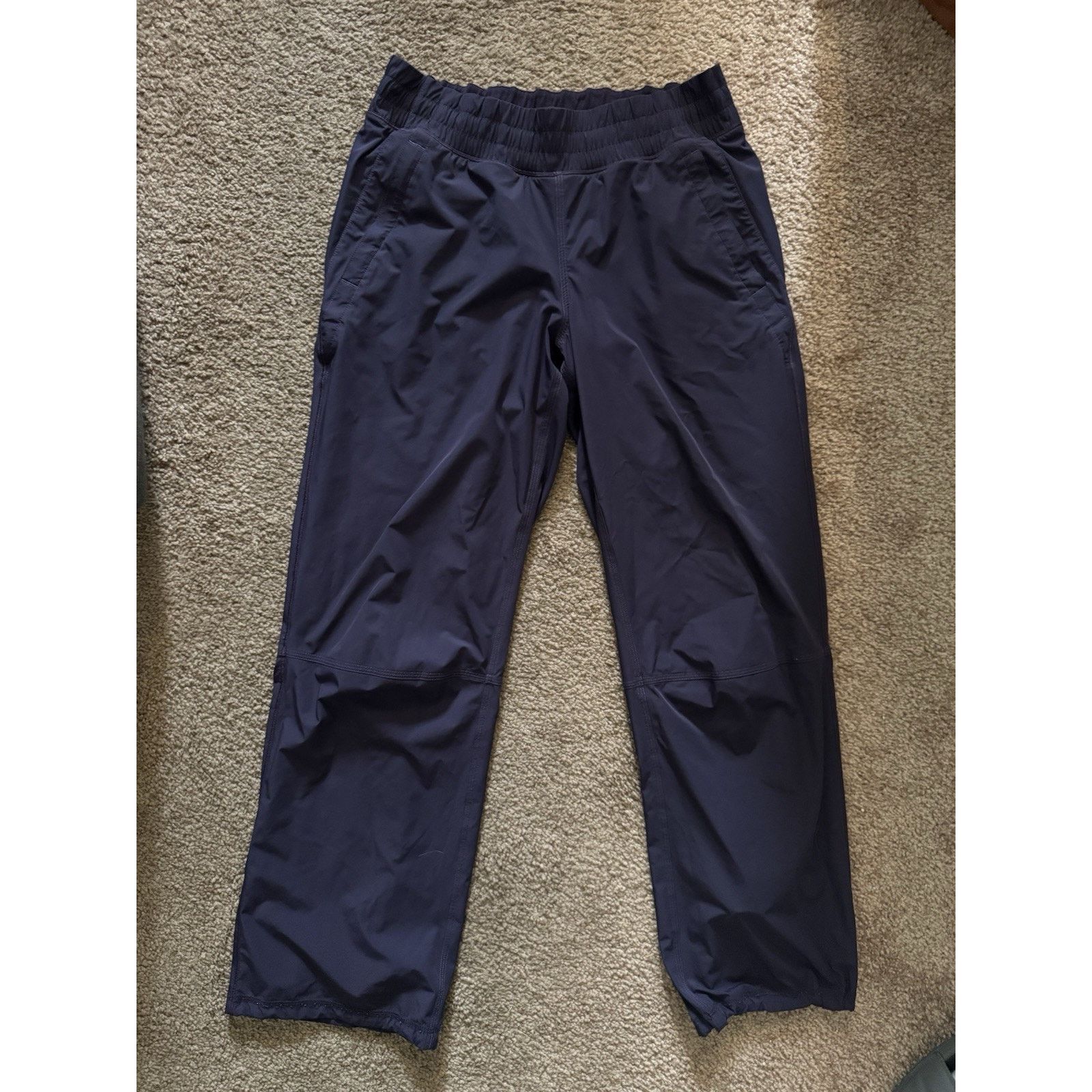 Lululemon Women’s Lululemon Athletics Navy Blue Pants Size 6 Size 28" / US 6 / IT 42 - 1 Thumbnail