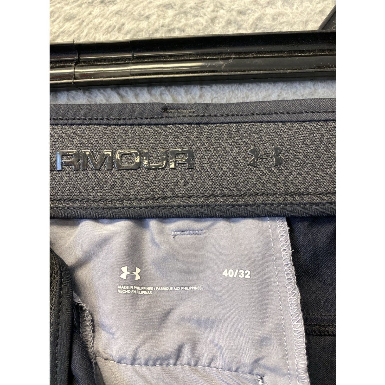Under Armour Under Armour Pants Mens 40x32 Black Performance Chino Golf Stretch Wrinkle Resistant Lightweight Windproof Flat Front Logo 40in Inseam Mens Size US 40 / EU 56 - 4 Thumbnail