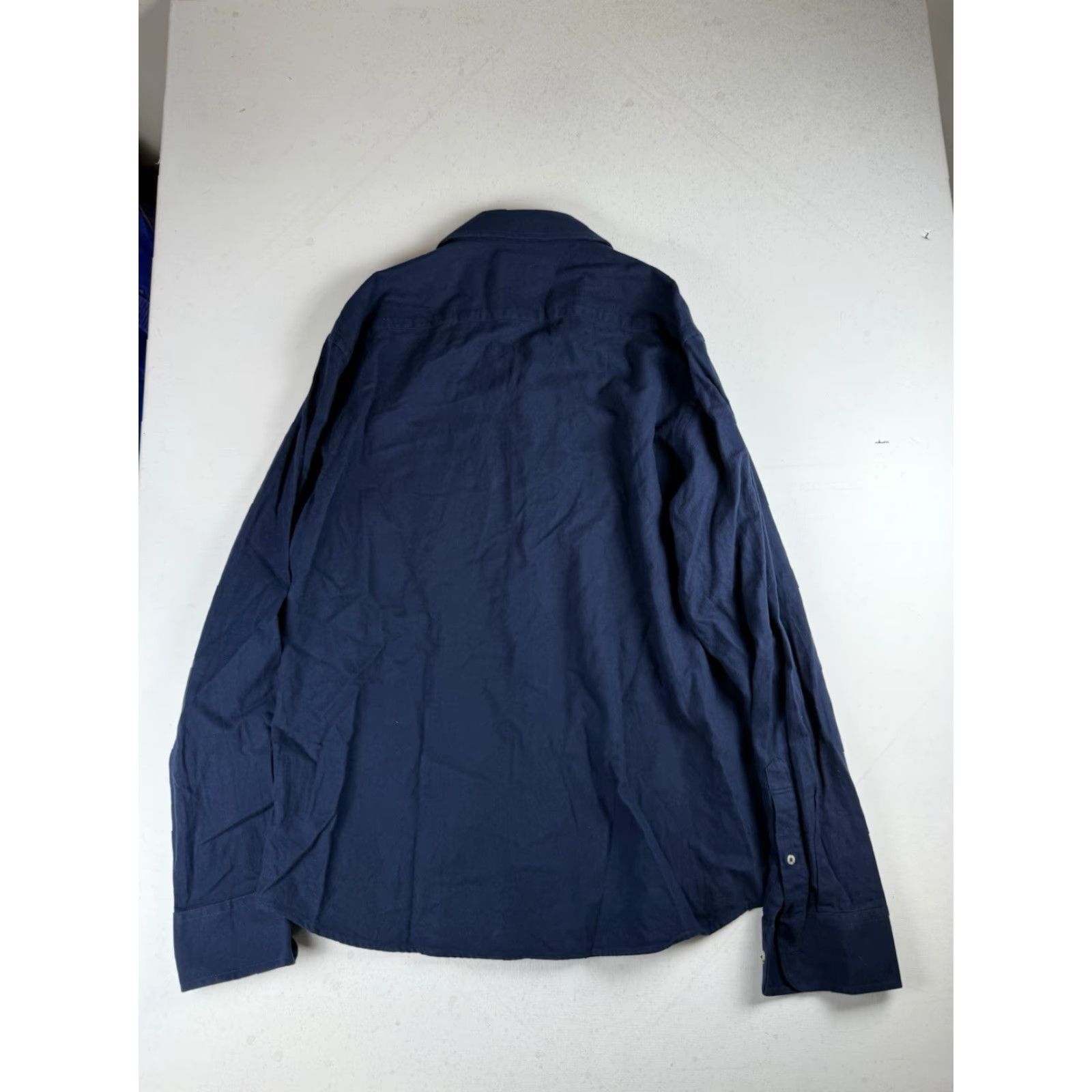 UNTUCKit UNTUCKit Men’s Large Button Down Long Sleeve Shirt Navy Blue Size US L / EU 52-54 / 3 - 4 Thumbnail