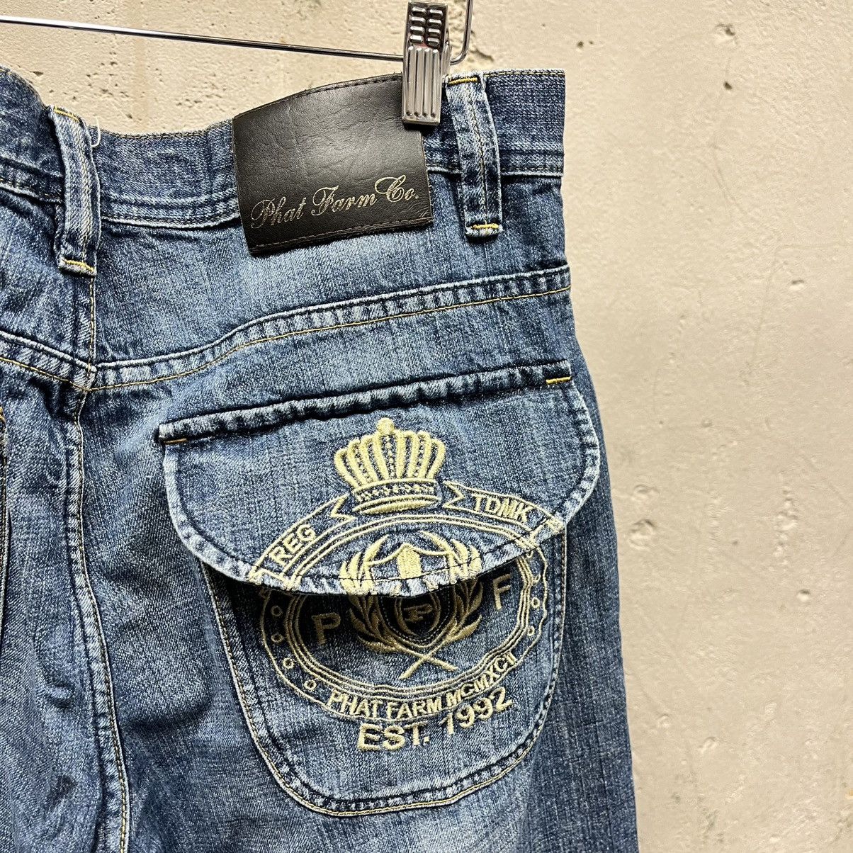Phat Farm Vintage Phat Farm Baggy Y2K Embroidered Wide Leg Jean Skater Size US 34 / EU 50 - 3 Thumbnail