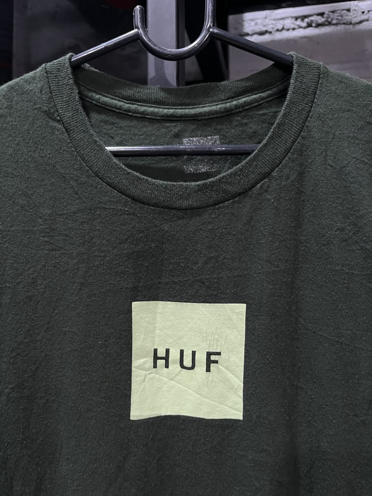 Huf HUF Worldwide Skateboard Tee Box Logo Size US L / EU 52-54 / 3 - 2 Thumbnail