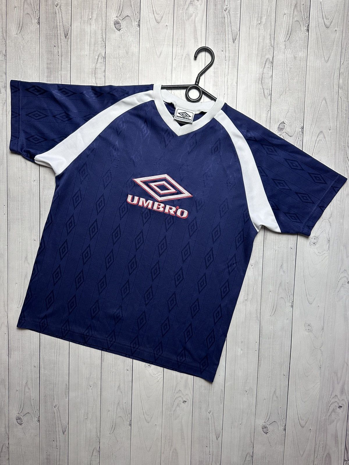 Umbro × Vintage Vintage Umbro soccer tee monogram size M logo Size US M / EU 48-50 / 2 - 1 Thumbnail