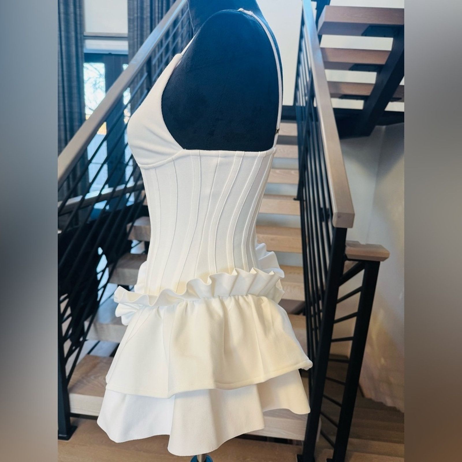Other Luxe White Sleeveless Bodycon Dress size XS Size XS / US 0-2 / IT 36-38 - 8 Thumbnail