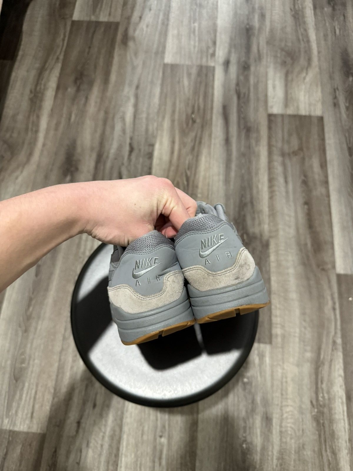 Nike NIKE AIR MAX 1 LOW SNEAKERS MENS GRAY TRAINERS Y2K DRILL Size US 9.5 / EU 42-43 - 11 Thumbnail