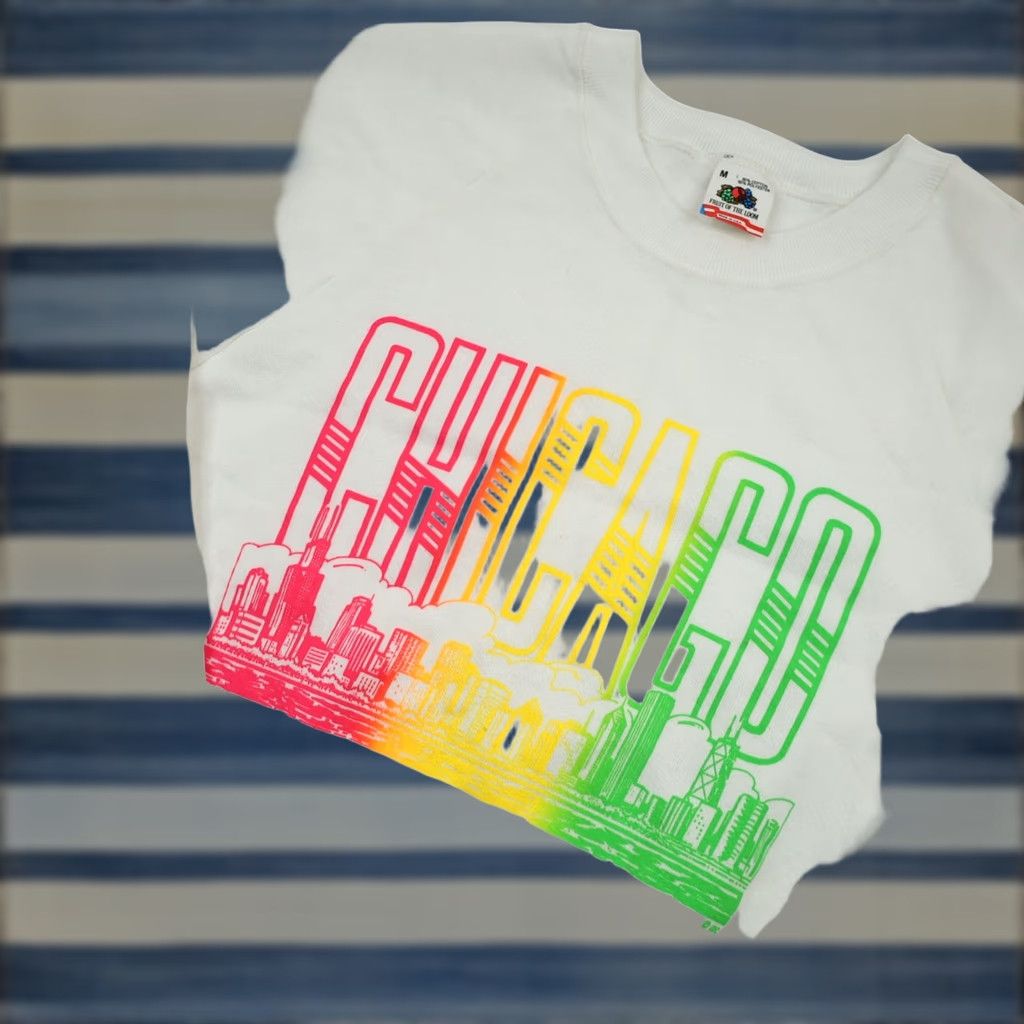Rainbow VINTAGE Chicago Mens Medium Rainbow Spellout Graphic Sweatshirt White Size US M / EU 48-50 / 2 - 1 Thumbnail