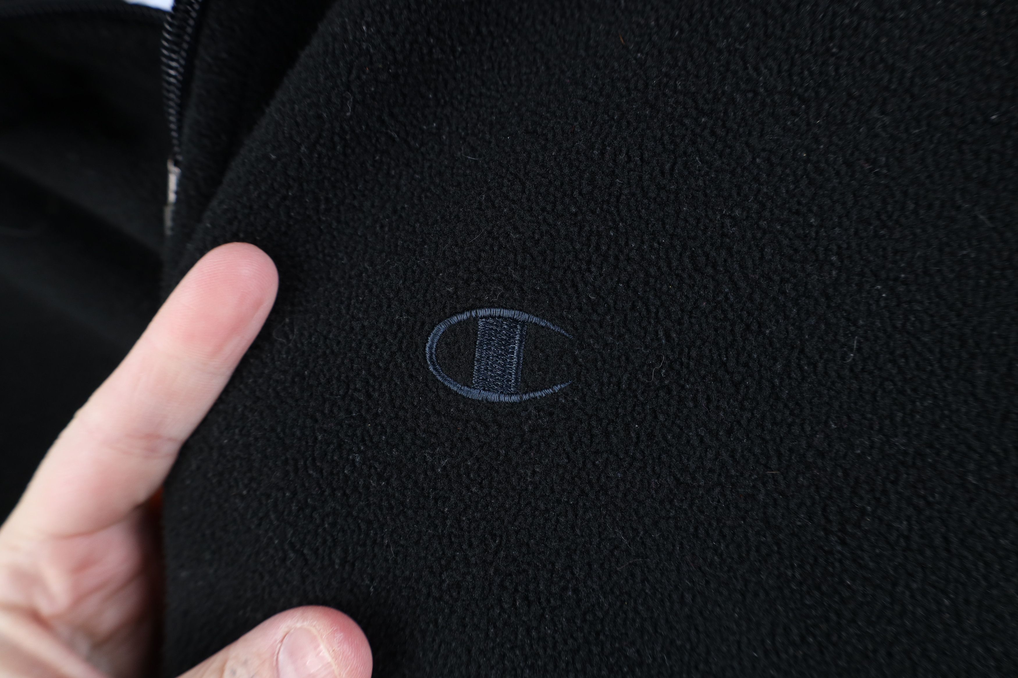 Champion Vintage 90s Champion Half Zip Fleece Pullover Sweater Black Size US L / EU 52-54 / 3 - 4 Thumbnail