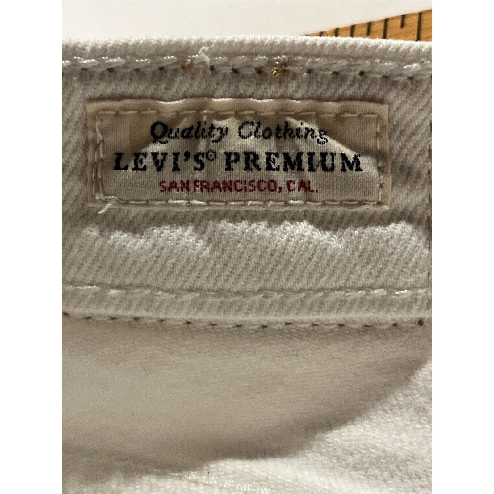 Levi's Levi’s 724 Jeans Womens 31 32x24 High Straight Raw Hem White Size 31" - 13 Thumbnail