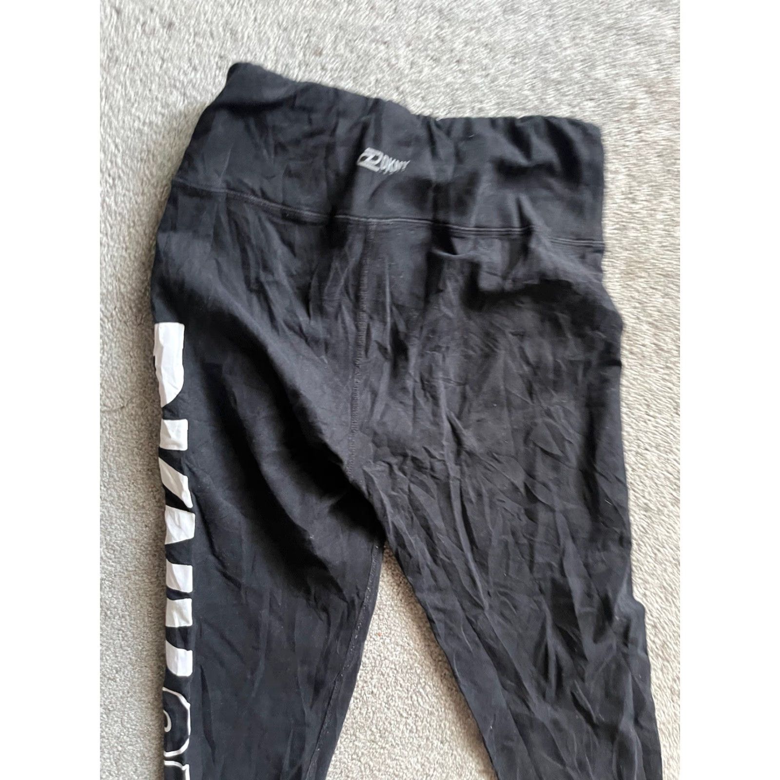 DKNY DKNY Sport Leggings Skinny Women’s Size M Black Spandex Cropped Activewear 23.5in Inseam Slim Fit Size 32" / US 10 / IT 46 - 2 Thumbnail