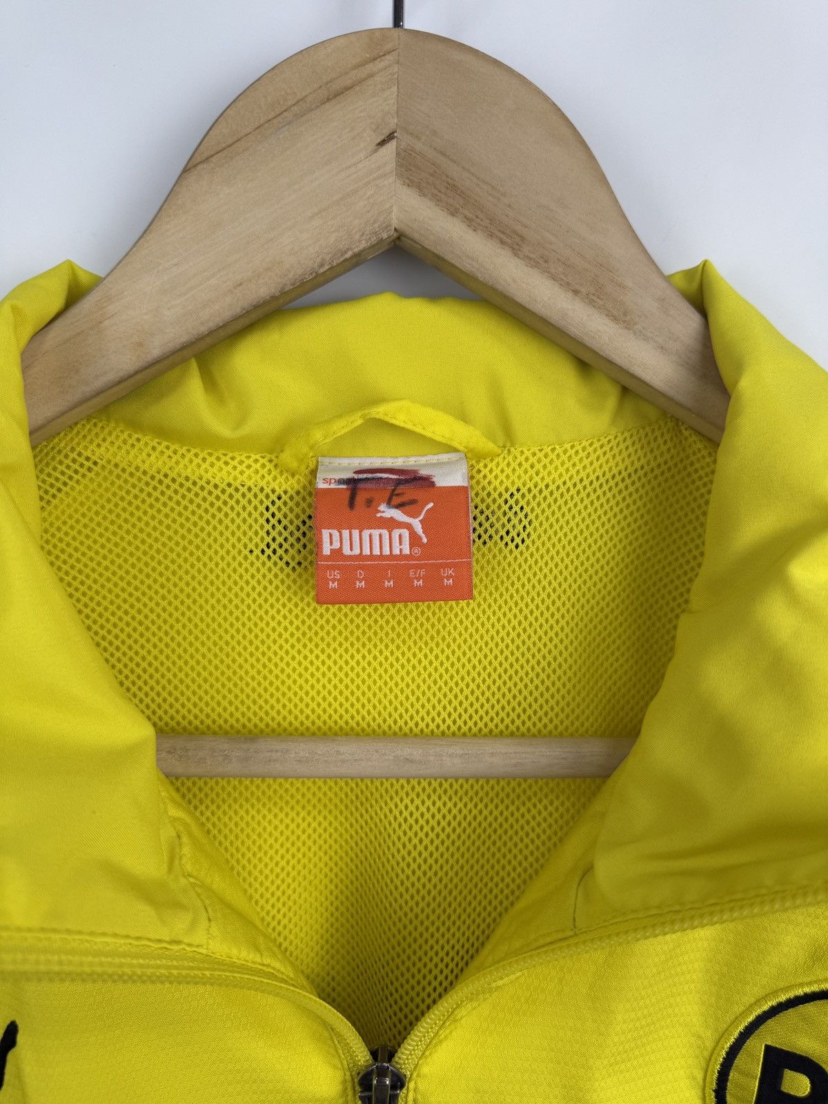Puma 🇩🇪Vintage 2012 Puma Borussia Dortmund BVB Soccer Track Jacket Size US M / EU 48-50 / 2 - 8 Thumbnail