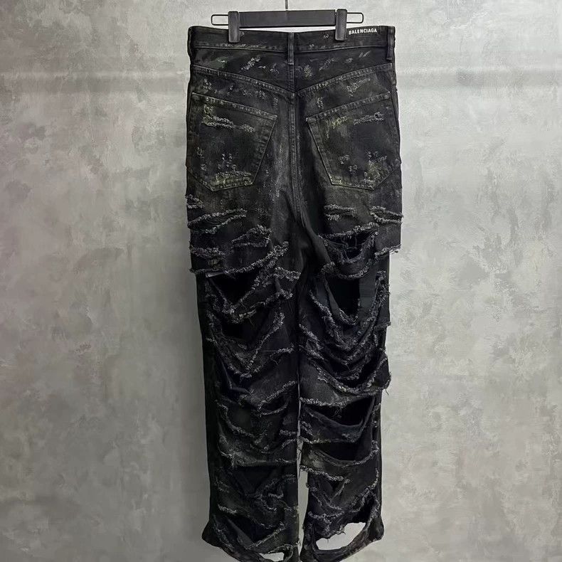Balenciaga Balenciaga Balenciaga Distressed Pocket Straight Jeans -25 Size US 26 / EU 42 - 2 Thumbnail