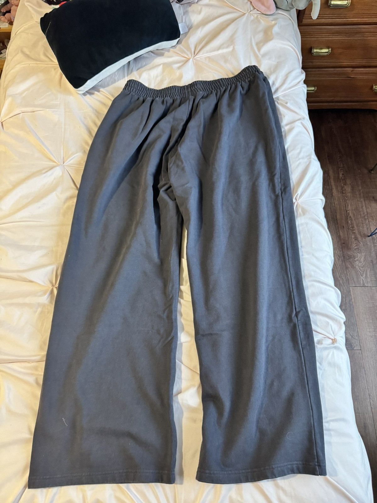 The GV Gallery Gv gallery Calligraphy Sweatpants Size US 34 / EU 50 - 2 Thumbnail