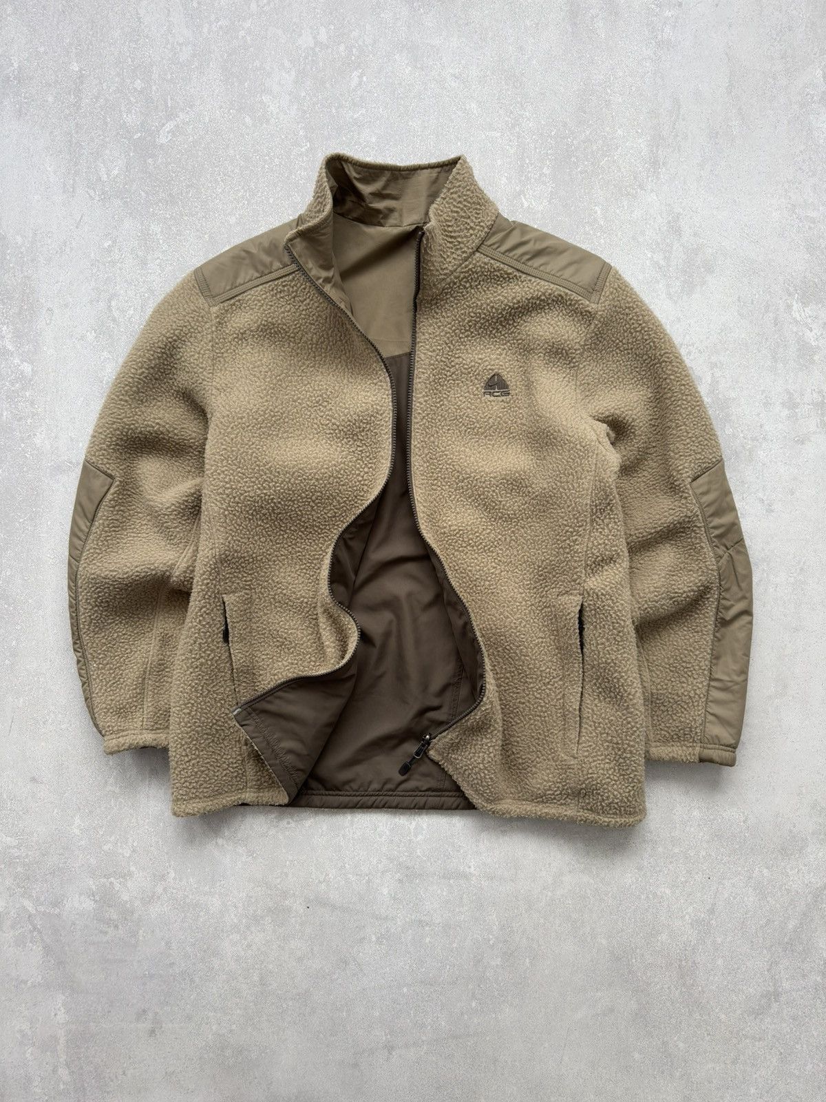 Vintage Nike ACG 00s Reversible Brown Teddy/Nylon Jacket Y2K