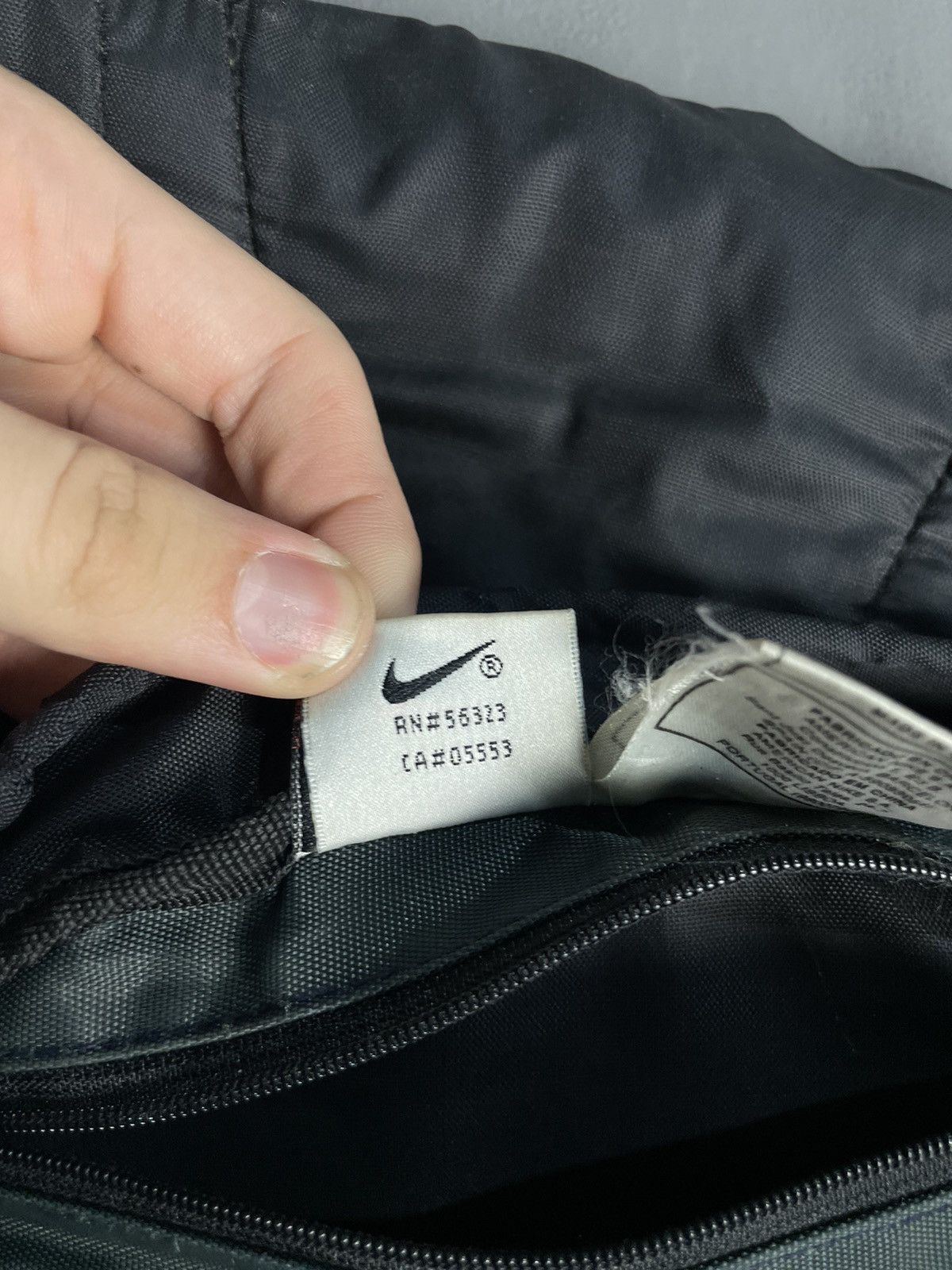 Nike Rare Nike Vintage Backpack Size ONE SIZE - 11 Thumbnail
