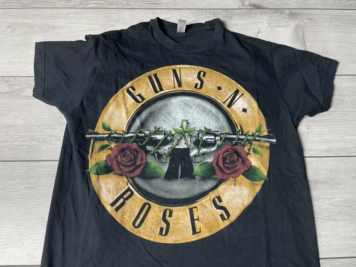 Band Tees Guns N’ Roses T-shirt rock band vintage big logo size Small Size US S / EU 44-46 / 1 - 3 Thumbnail