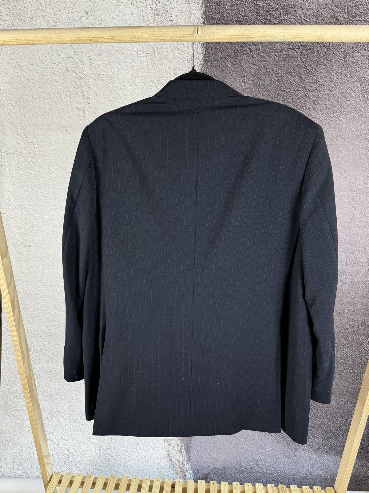 Gieves & Hawkes Gieves & Hawkes Saville Row navy striped wool suit 2 button Size 46R - 11 Thumbnail