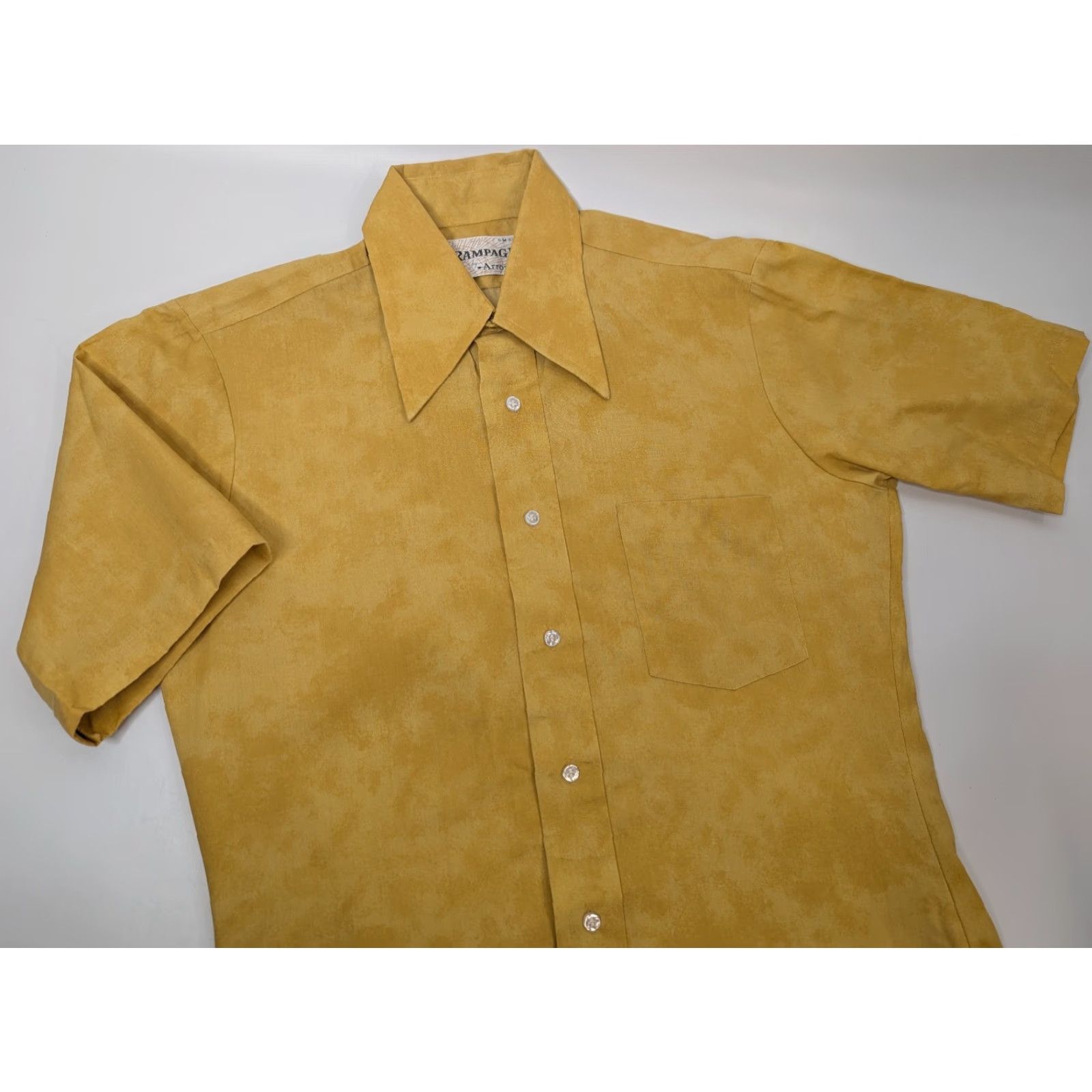 Vintage VINTAGE Rampage by Arrow Shirt Yellow Tie-Dye Button-Front M Medium Mens 1970s Short Sleeve Rayon Disco Shirt Size US M / EU 48-50 / 2 - 2 Thumbnail