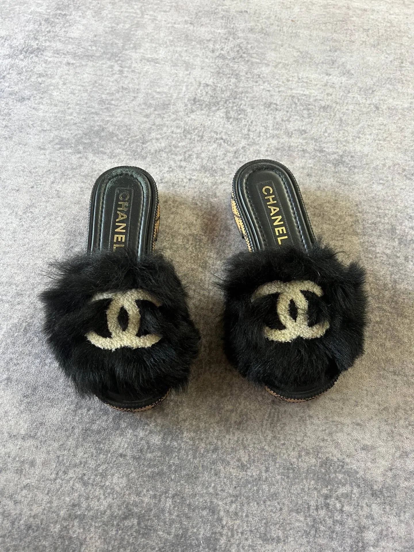 Chanel Chanel Furry Logo Slides| Size US 6.5 / IT 36.5 - 1 Thumbnail