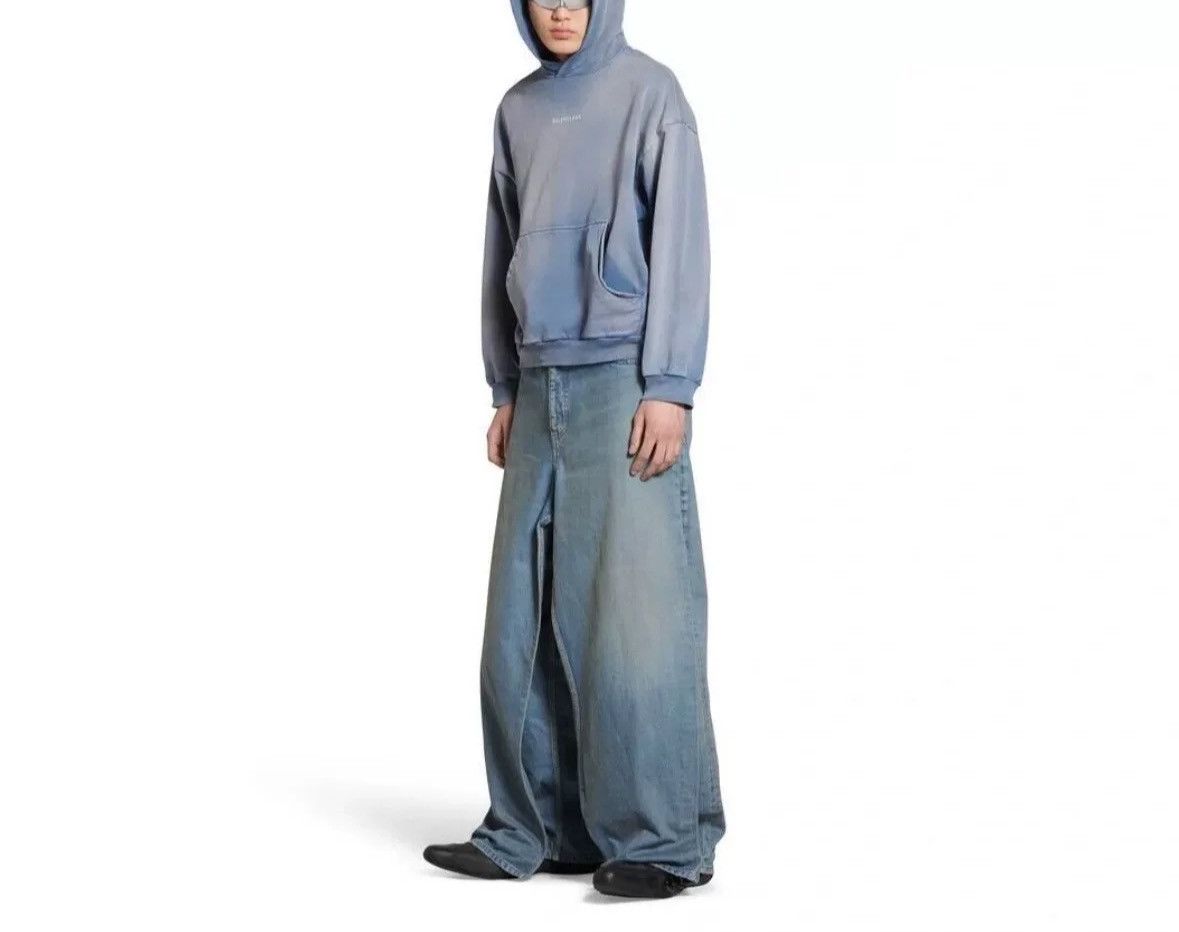 Balenciaga Balenciaga 23fw rendering gradient washed hooded sweatshirt Size US M / EU 48-50 / 2 - 7 Thumbnail