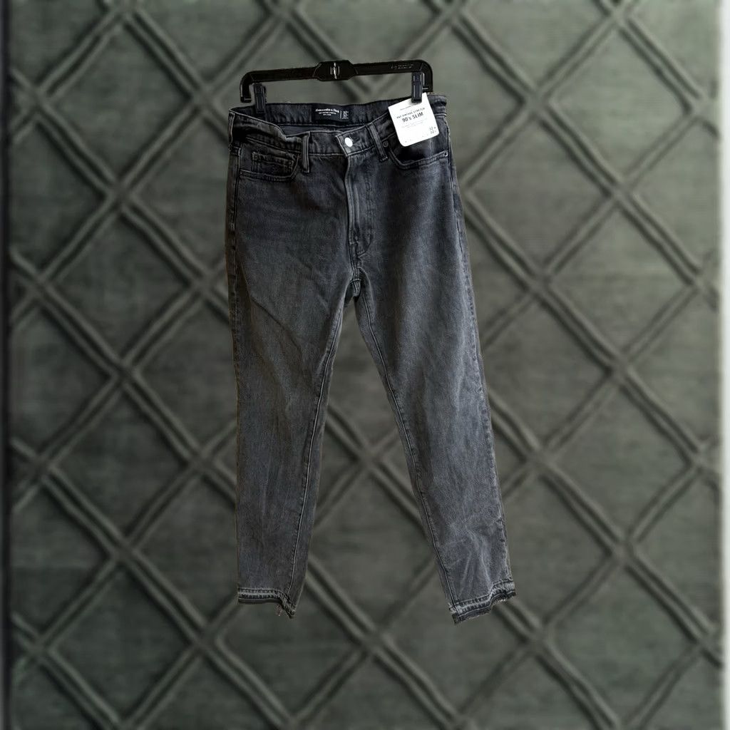Abercrombie & Fitch Abercrombie & Fitch Men's Black 90s Stretch Slim Jeans Open Hem 32x32 Size US 32 / EU 48 - 1 Thumbnail