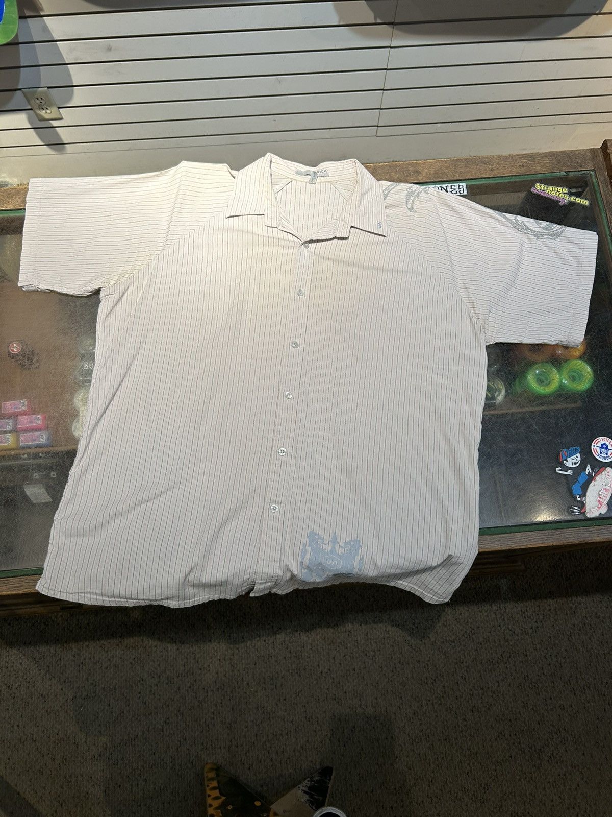 RVCA RVCA Embroidered Button Down Size US XL / EU 56 / 4 - 1 Thumbnail