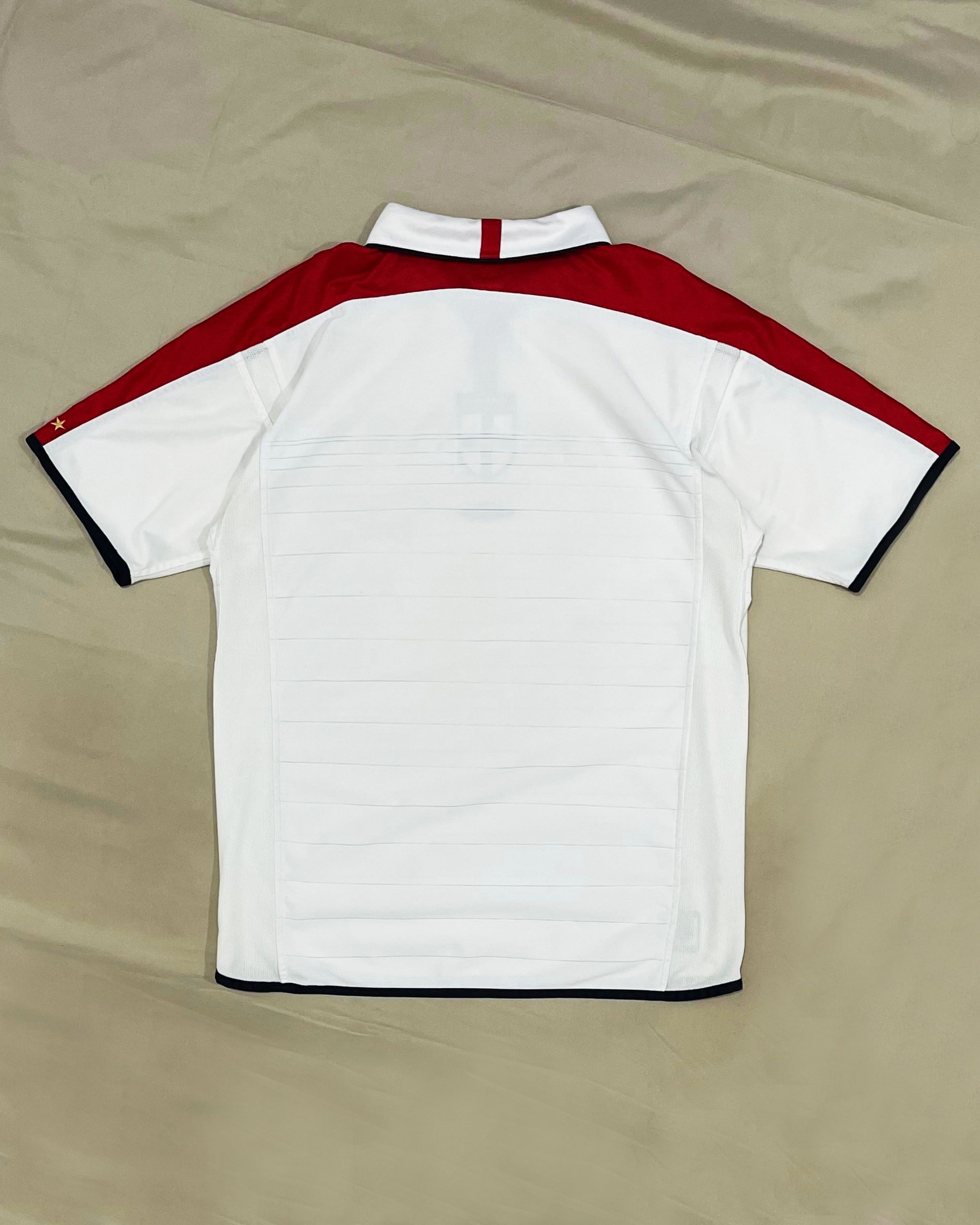 Umbro England Home Kit 2003 2004 2005 Size US L / EU 52-54 / 3 - 2 Thumbnail