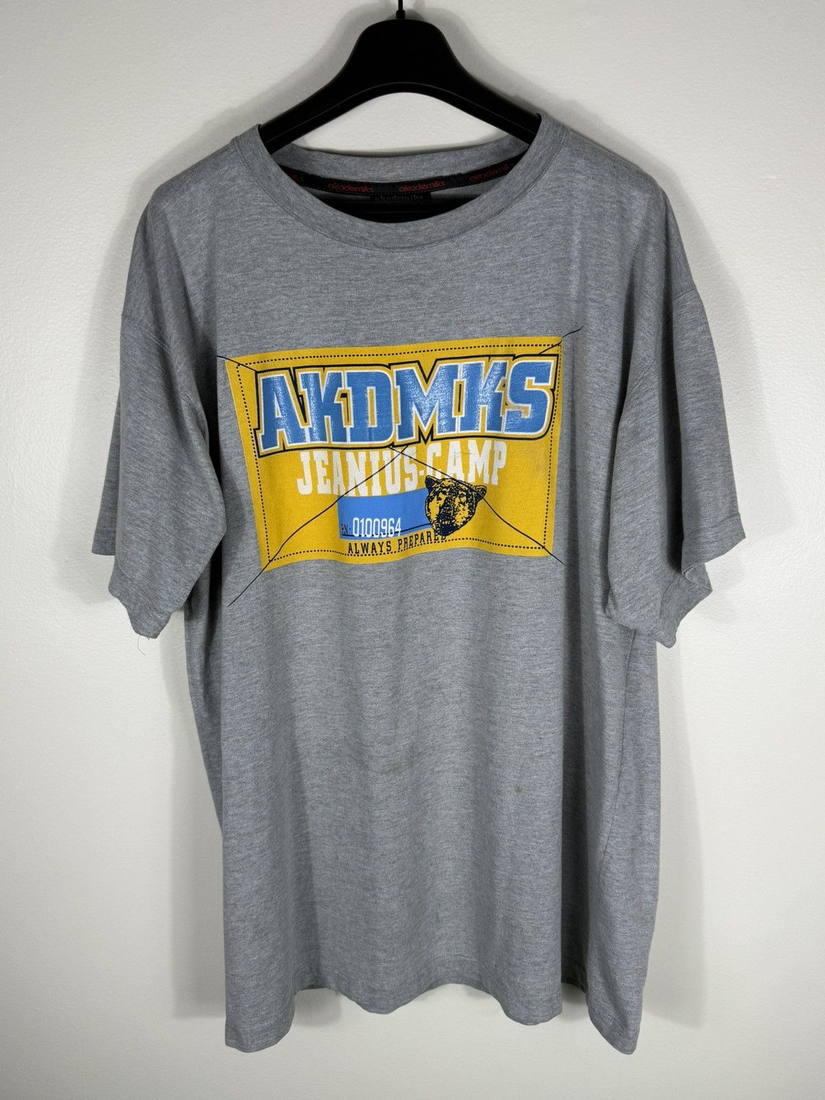 Akademiks Akademiks Mens Graphic Tee Jeanious Camp Logo Made In Usa Size US XXL / EU 58 / 5 - 1 Thumbnail