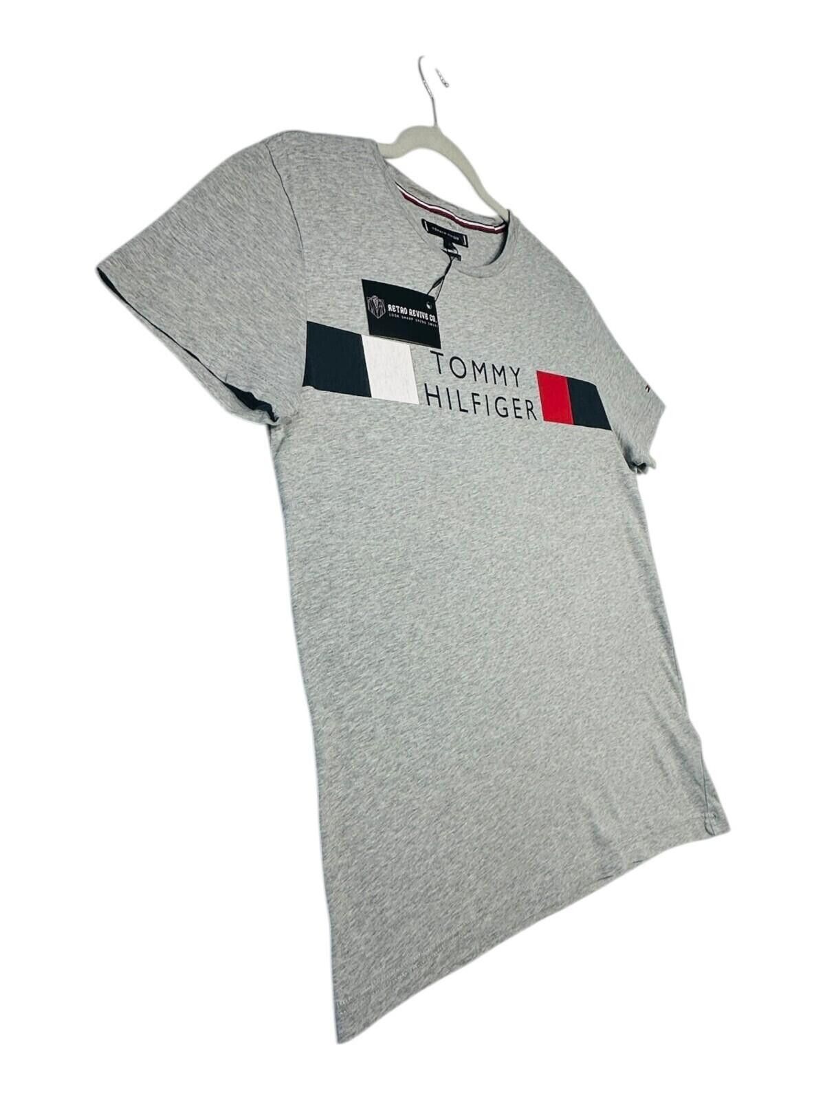 Tommy Hilfiger Tommy Hilfiger T-Shirt Men's UK Size L Grey Graphic Print Size US L / EU 52-54 / 3 - 5 Thumbnail