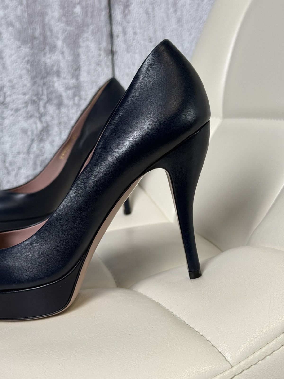 Gucci Gucci Dark Navy Leather Platform Pumps Heels Shoes (309999) Size US 7 / IT 37 - 4 Thumbnail