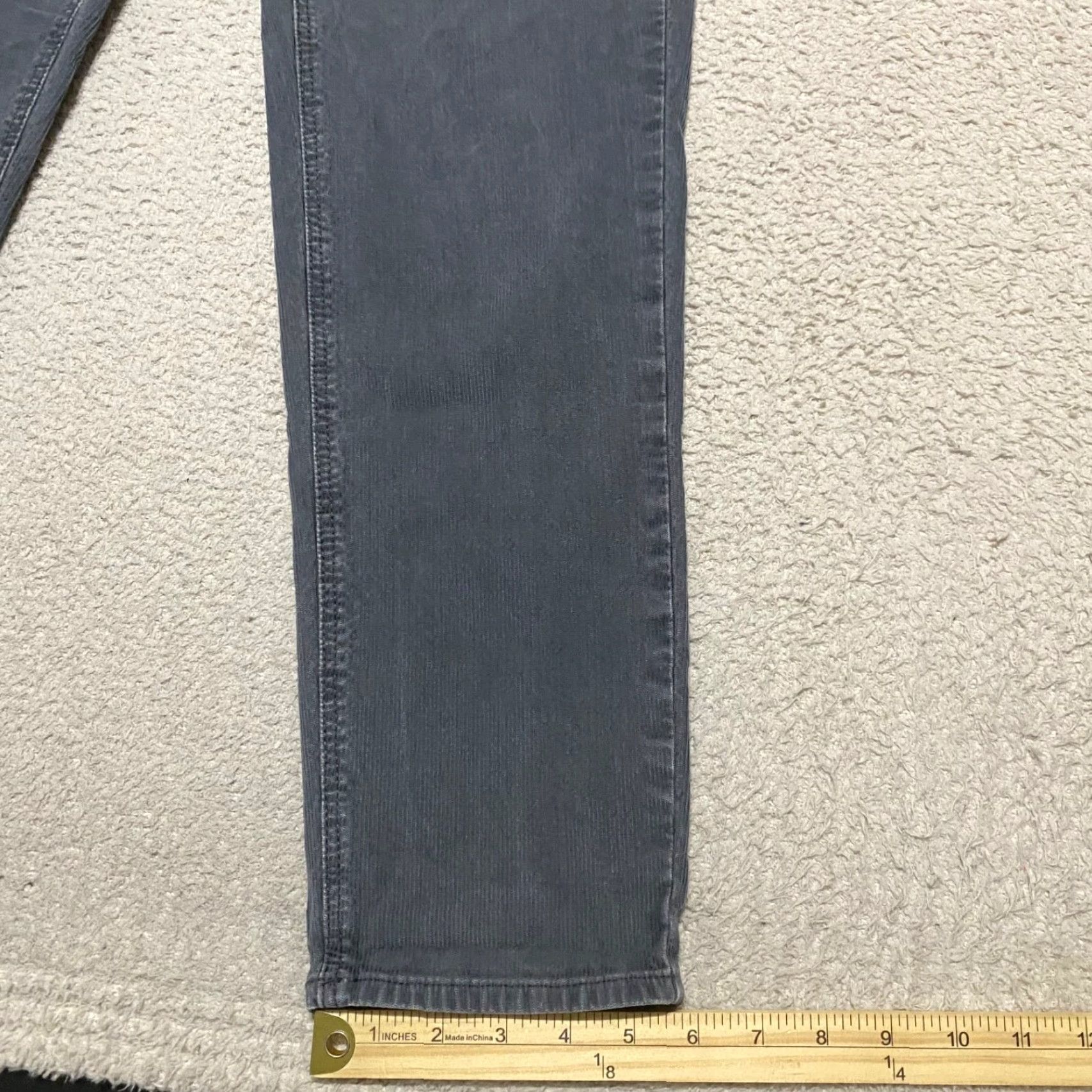American Eagle Outfitters VINTAGE American Eagle Womens Jeans Gray Corduroy High Rise 2 Mom Regular 27x27.5 5-Pocket Design Cotton Spandex Size 26" / US 2 / IT 38 - 5 Thumbnail
