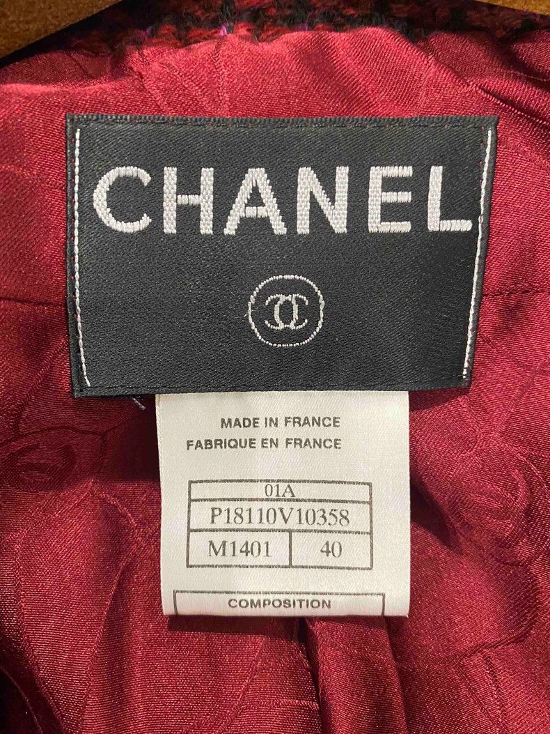 Chanel Chanel Black and red tweed braided rolled edge two-pocket Size S / US 4 / IT 40 - 7 Thumbnail