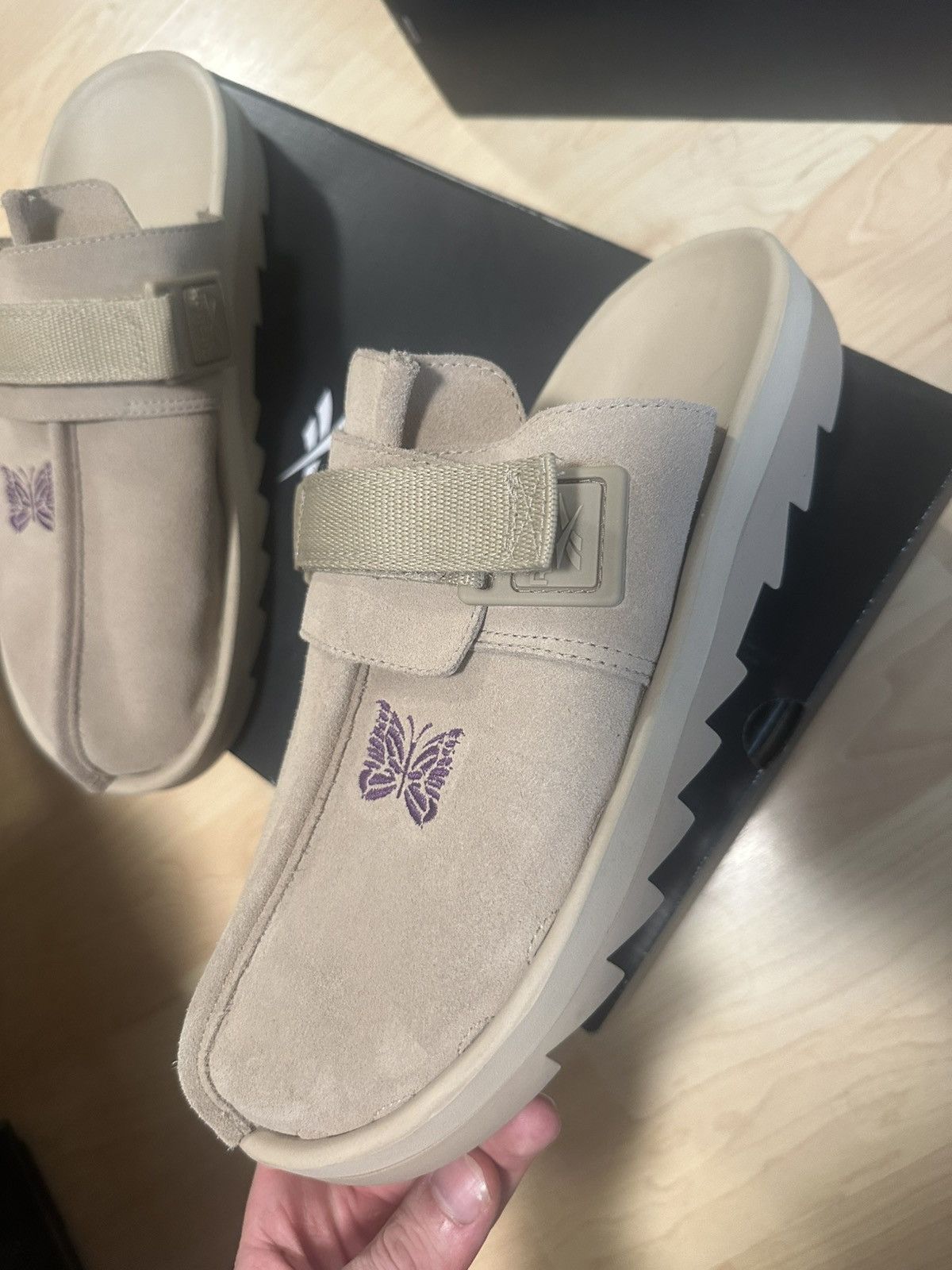 Needles × Reebok Needles x Reebok suede slides in beige Size US 10 / EU 43 - 1 Thumbnail