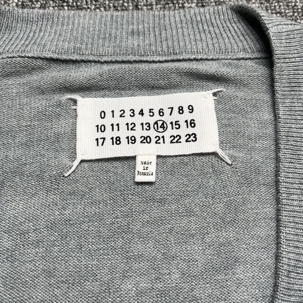 Maison Margiela SS2019 maison margiela elbow patch cardigan knitwear Size US S / EU 44-46 / 1 - 8 Thumbnail