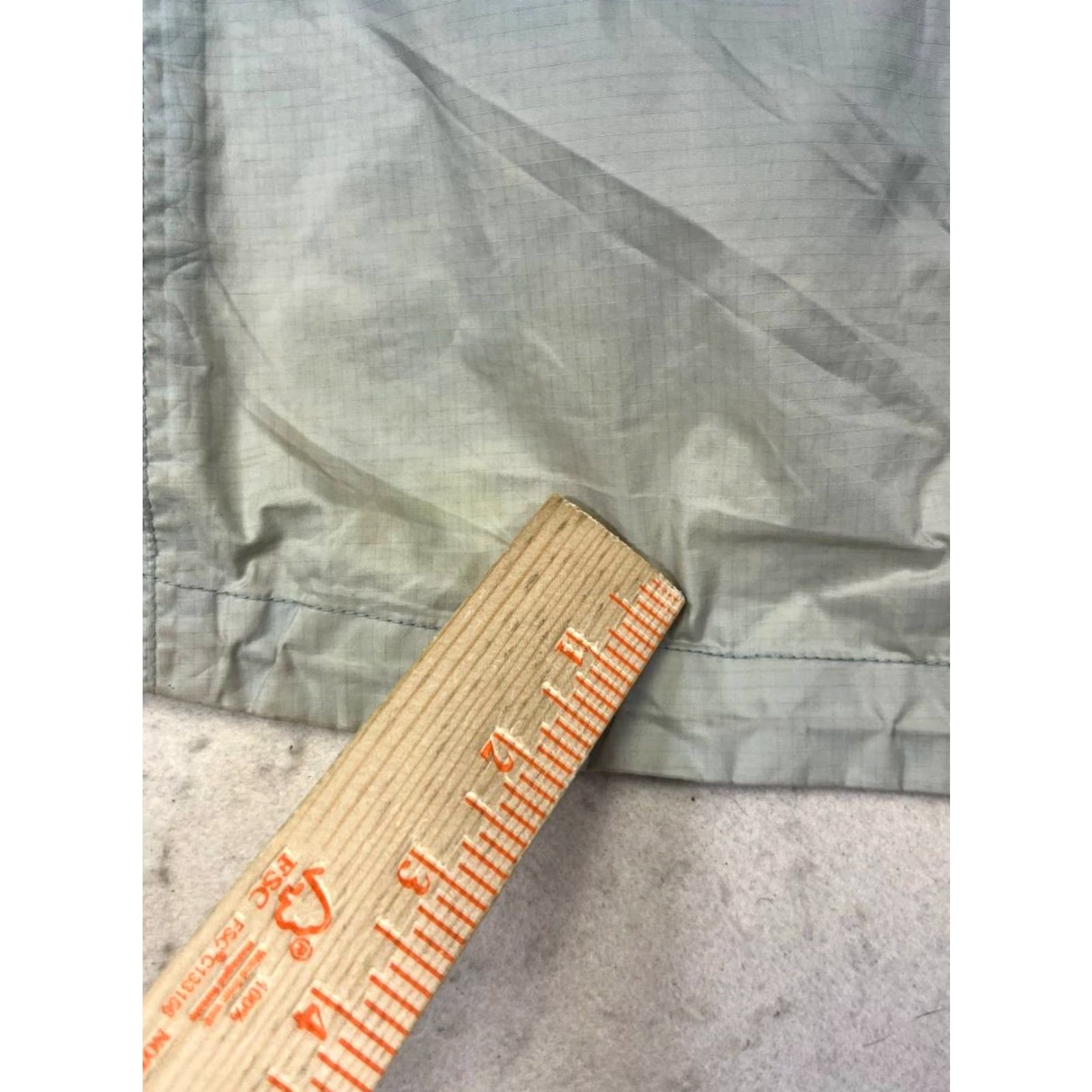 Patagonia VINTAGE Patagonia Rain Jacket Gray Full Zip Outdoor Women's Medium See All Pics Size M / US 6-8 / IT 42-44 - 7 Thumbnail