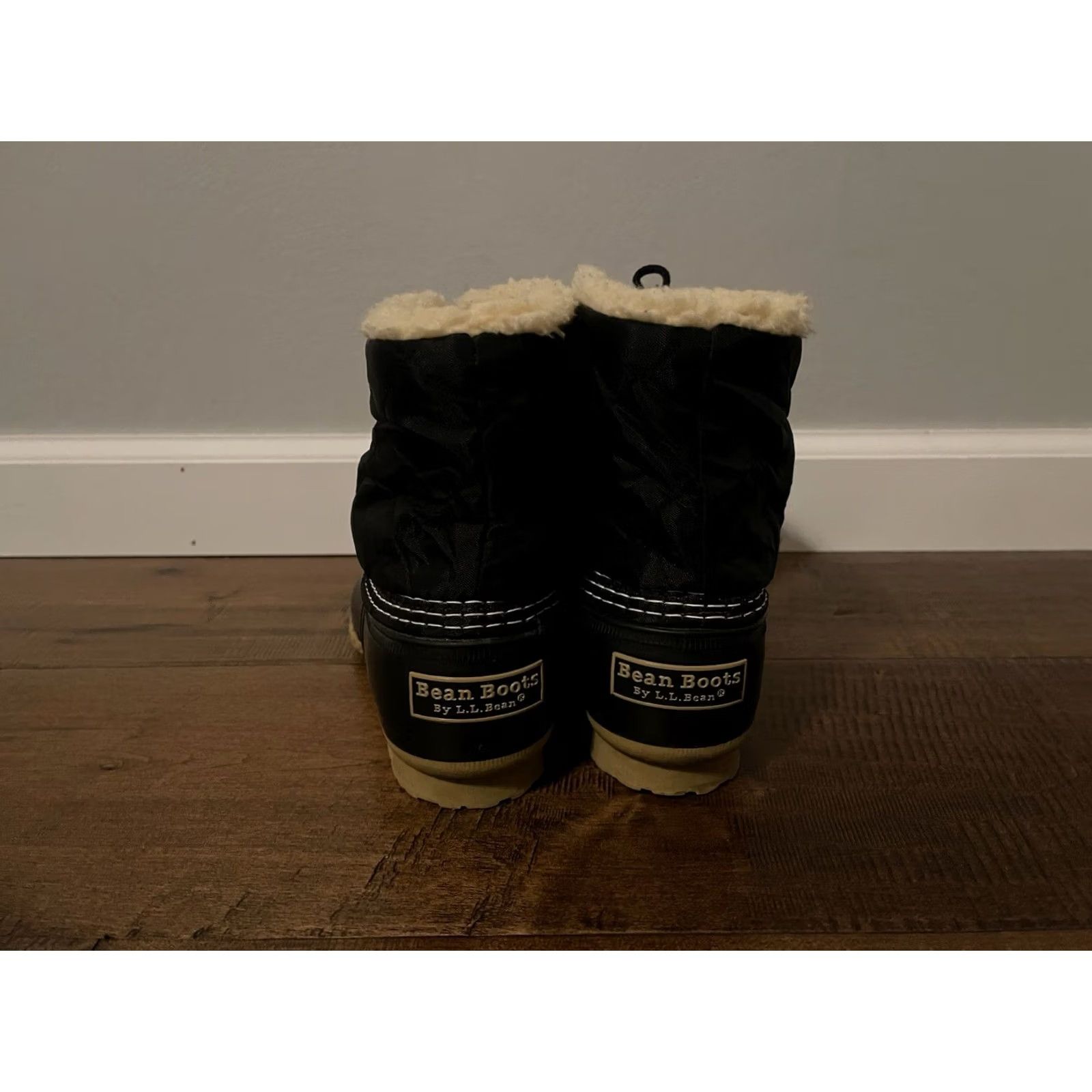 Vintage VINTAGE L.L. Bean Boots Made in Maine USA Black Shearling Lined Duck Women's 8M Boots Shoes Winter Rubber Lace Up Mid-Calf Womens Size US 8 / IT 38 - 5 Thumbnail