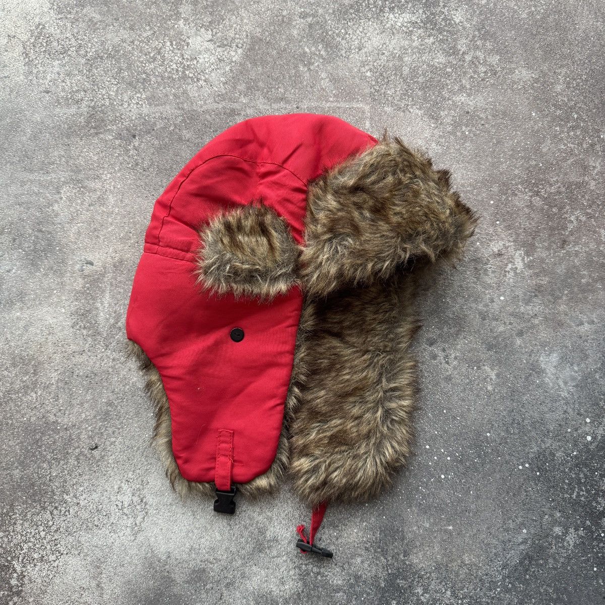 20471120 Amazing Faux Fur Y2K Ushanka Hat (Trapper Hat) Size ONE SIZE - 6 Thumbnail