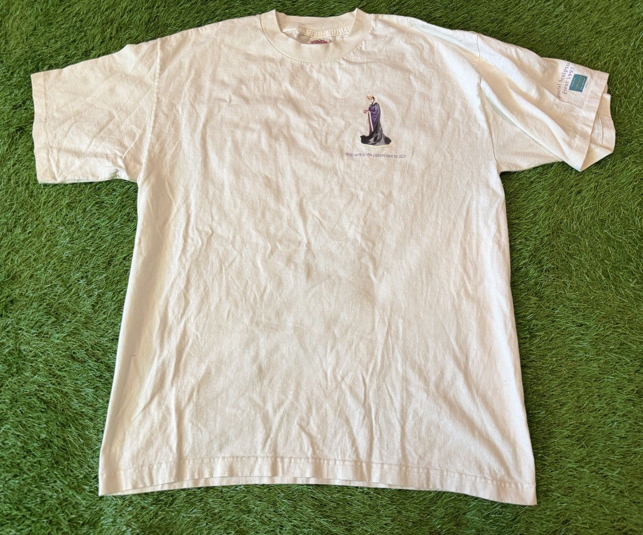 Disney Vintage Malificent (Snow White) 1997 Disney Event Shirt Size US XL / EU 56 / 4 - 1 Thumbnail