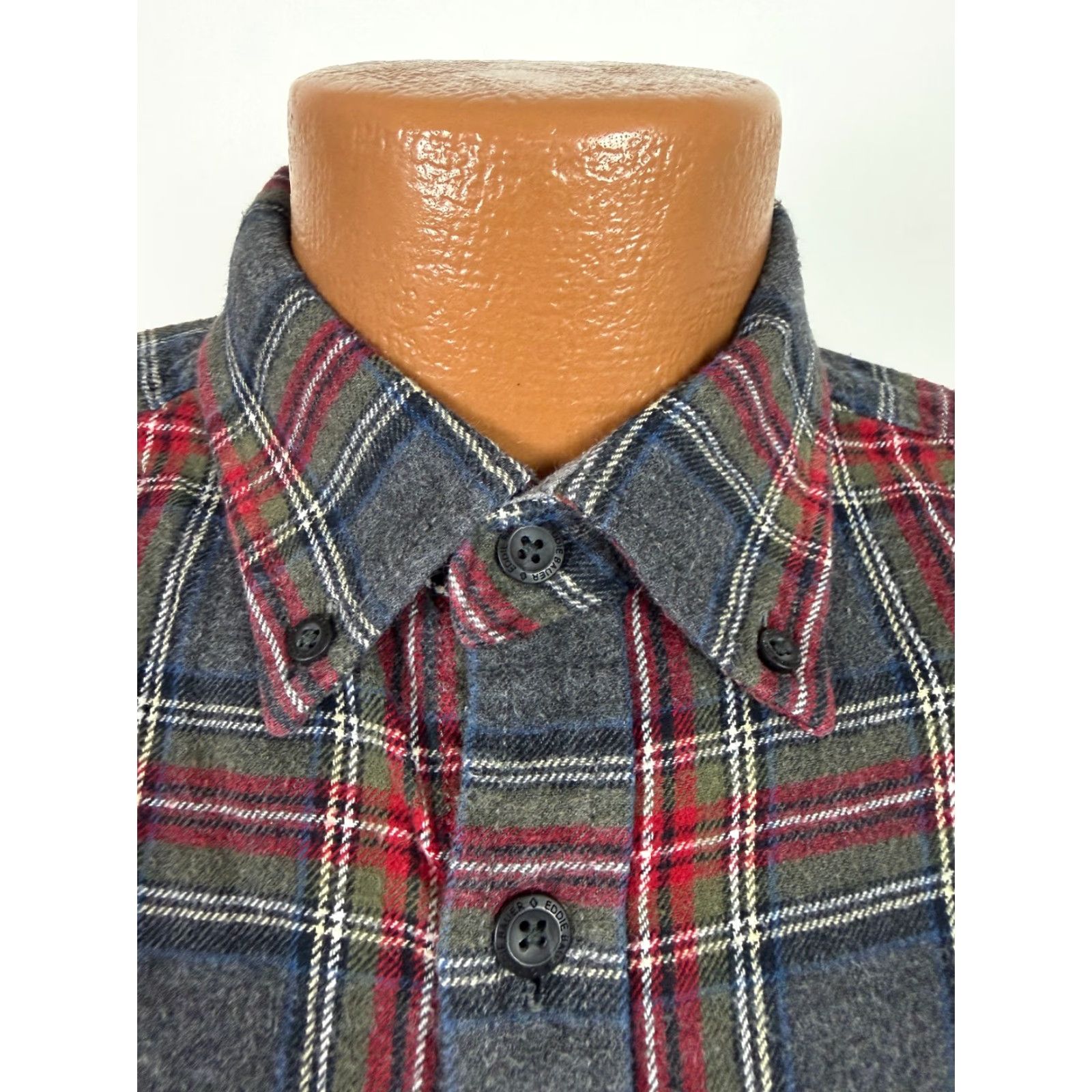Eddie Bauer VINTAGE Eddie Bauer Flannel Shirt Men L Gray Plaid Cotton Outdoors Slim Fit Adult Large Gray Plaid Casual/Workwear Mens Size US L / EU 52-54 / 3 - 4 Thumbnail