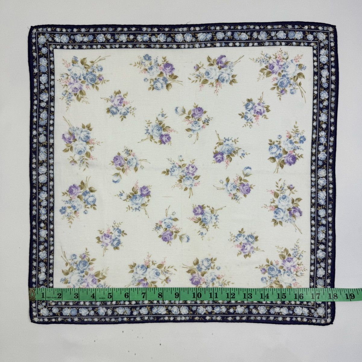 Yves Saint Laurent Yves Saint Laurent Handkerchief Pocket Square Neckerchief Size ONE SIZE - 9 Thumbnail