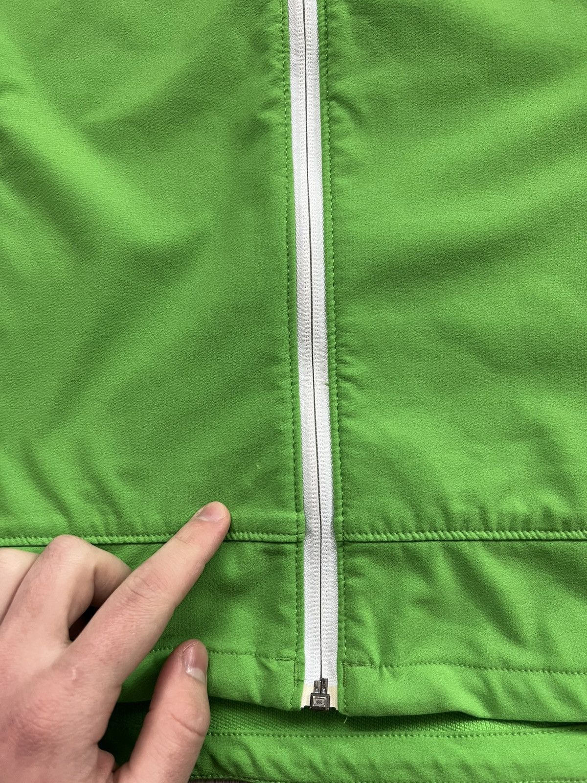 Marmot Marmot Softshell Jacket Windbreaker Light Jacket Outdoor Size M / US 6-8 / IT 42-44 - 24 Thumbnail