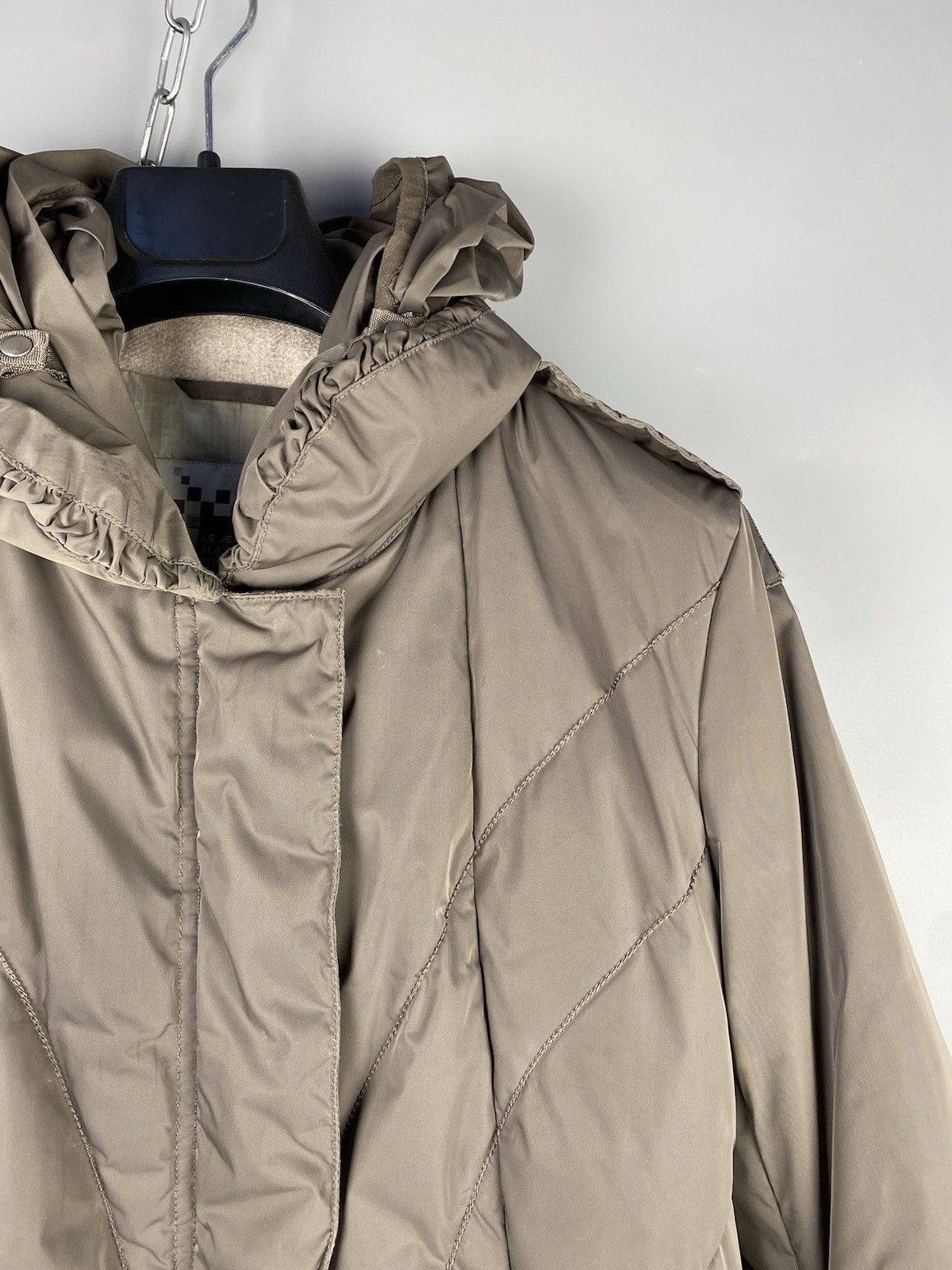 Marithe + Francois Girbaud Marithe Francois Girbaud Beige Down Jacket Puffer Size S / US 4 / IT 40 - 6 Thumbnail