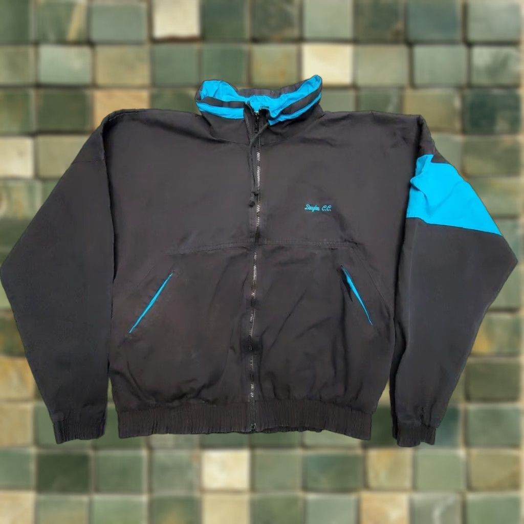 Vintage VINTAGE DAChe Club Maui Jacket Men L Black Blue Full Zip 80s 90s Made in USA Bomber Jacket Wind-Resistant Outdoor Casual Mens Size US L / EU 52-54 / 3 - 1 Thumbnail