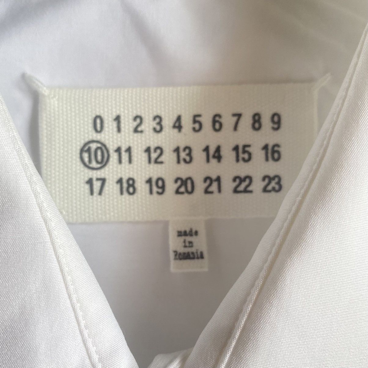 Maison Margiela SS15 Panel Slim Fit Shirt Size US S / EU 44-46 / 1 - 7 Thumbnail