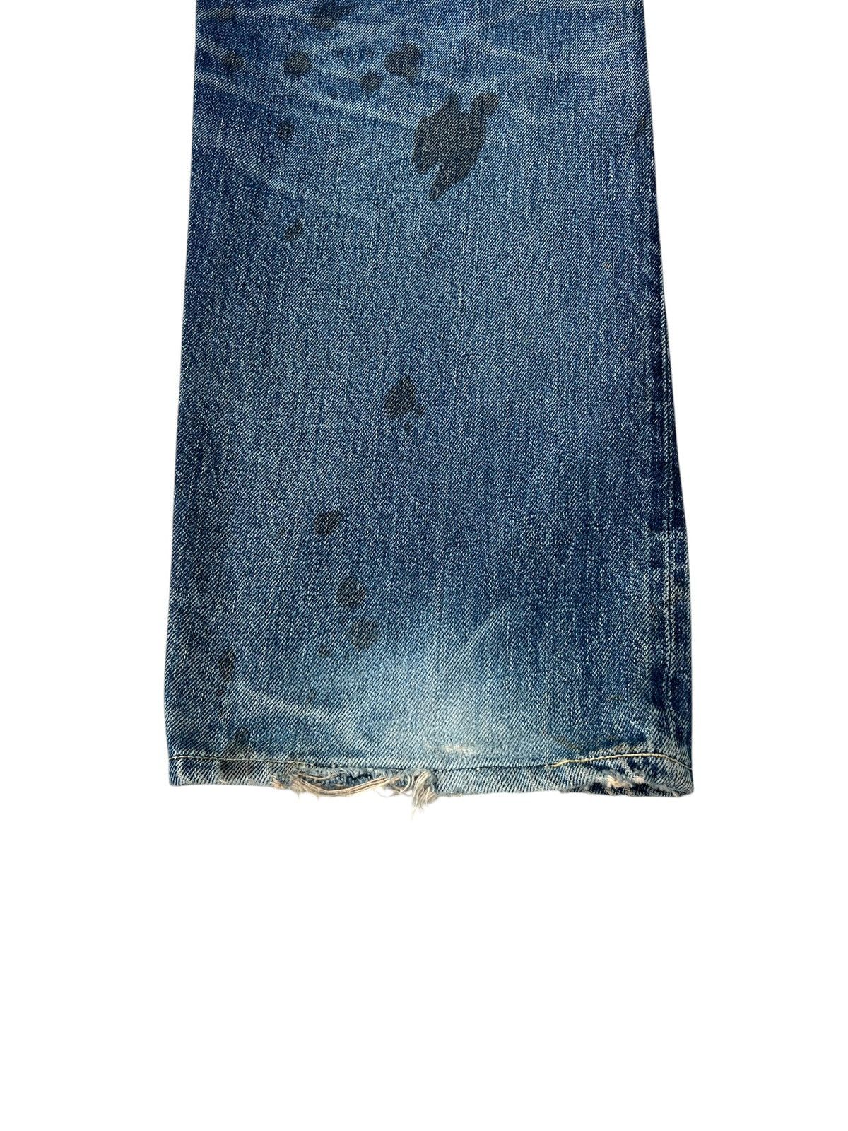 Levi's Vintage Clothing VTG 2002 Levi’s LVC Distress Denim Selvedge Jeans Trashed Size US 32 / EU 48 - 23 Thumbnail
