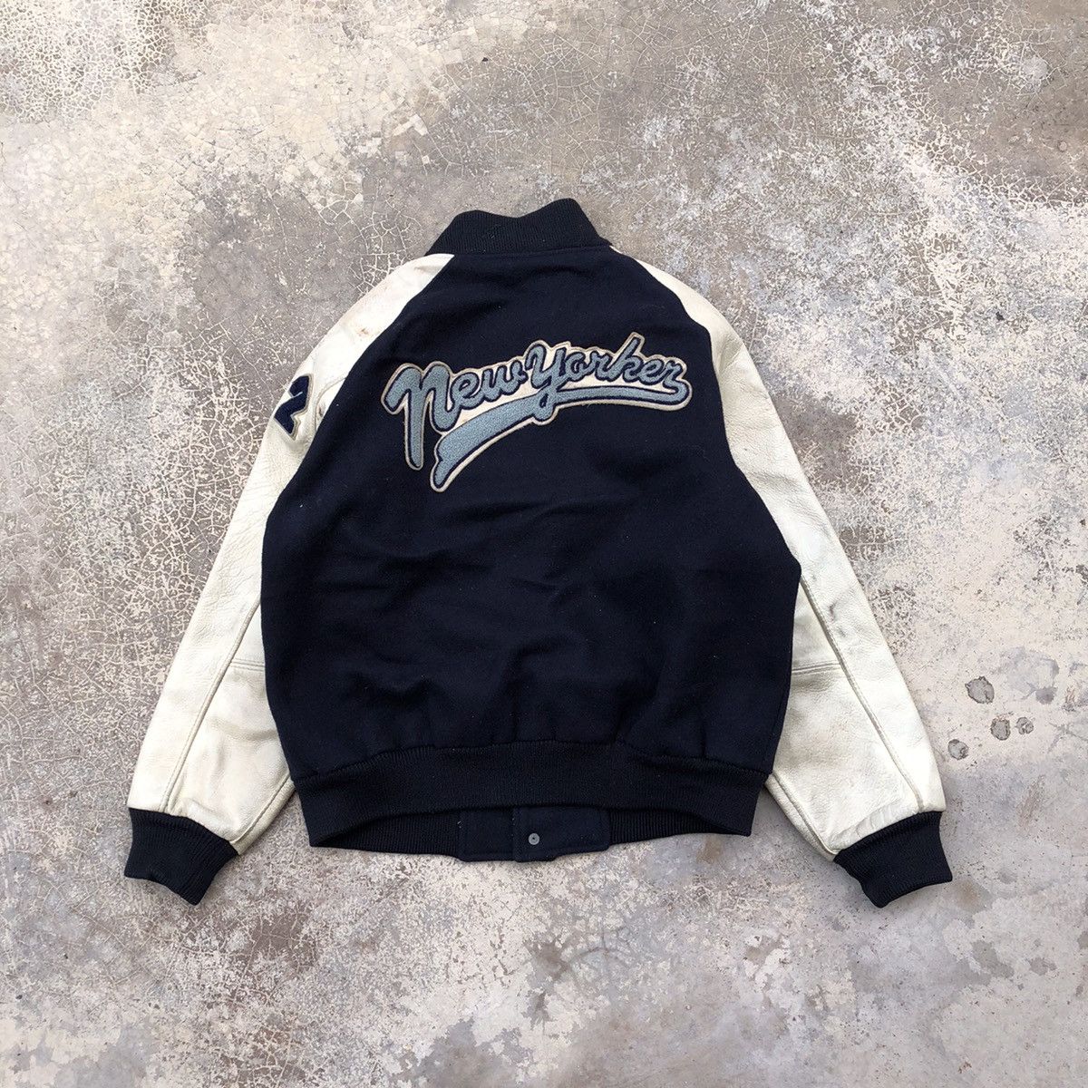 Other NEW YORKER TRADITION Carpet Logo Leather Varsity Jacket Size US M / EU 48-50 / 2 - 4 Thumbnail