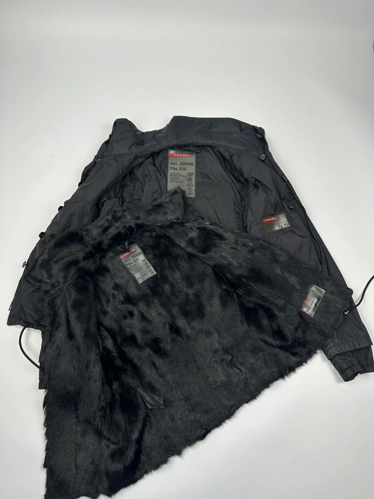 Prada Prada Sport FW2002 Black Nylon & Fur 2In1 Jacket Size S / US 4 / IT 40 - 3 Thumbnail