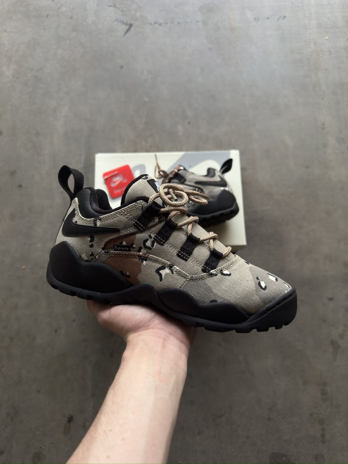 Nike × Supreme Supreme X Nike Sb Darwin Low Desert Camo Size 8.5 Size US 8.5 / EU 41-42 - 1 Thumbnail