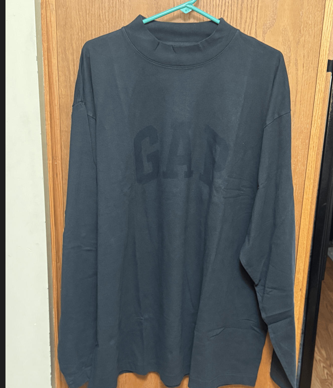 Balenciaga × Gap × Yeezy NIB Yeezy GAP Black Dove Long Sleeve sz L Size US L / EU 52-54 / 3 - 1 Thumbnail