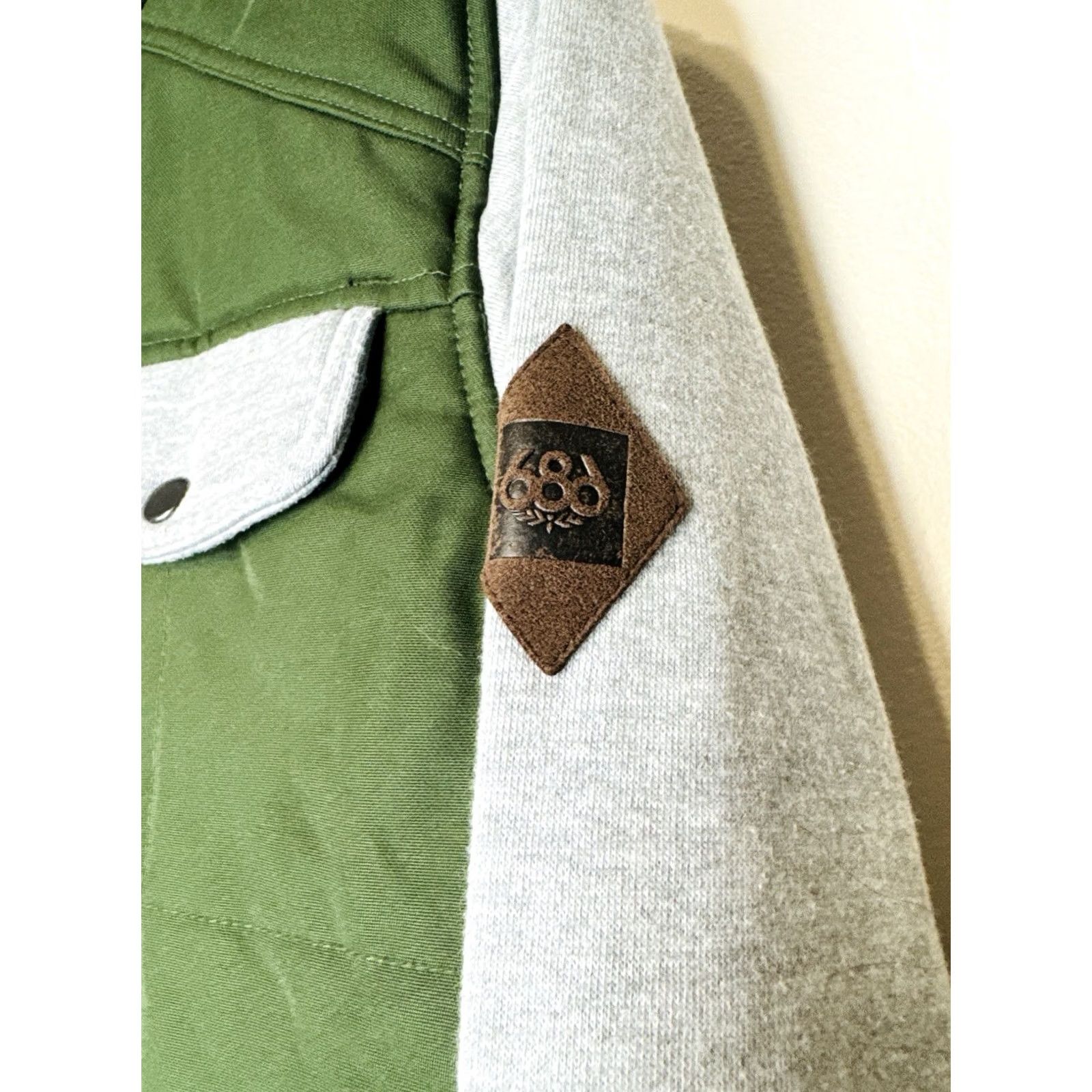 686 686 Snowboard Jacket Vest Hoodie Green Mens S Parklan Insulated Size US S / EU 44-46 / 1 - 2 Thumbnail