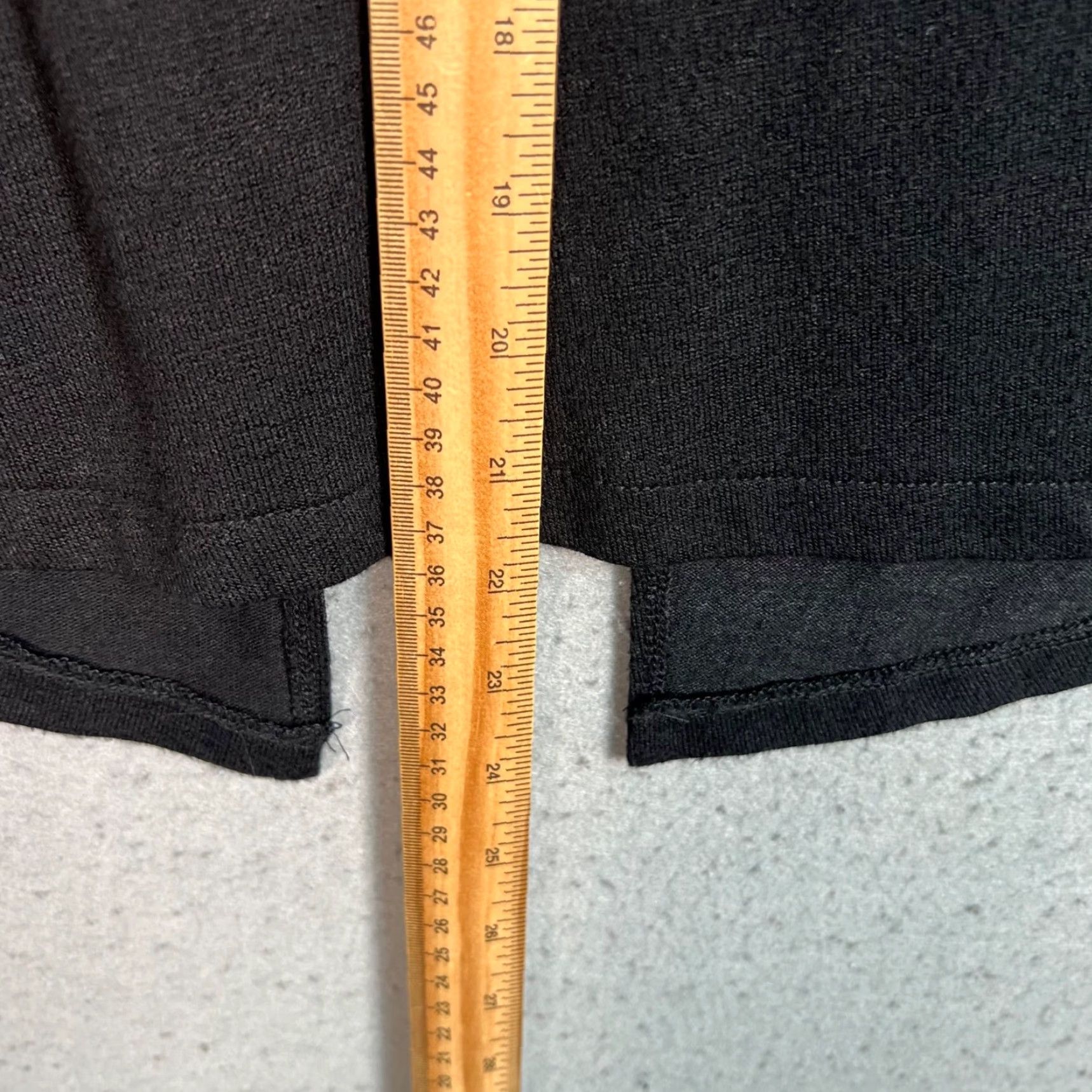 Rag & Bone rag & bone Tank Womens Small Black Sleeveless Shirt W/ Slit Opening - Black Slit Tank, Rayon Blend, Polyester - Casual Womens Top Size S / US 4 / IT 40 - 6 Thumbnail